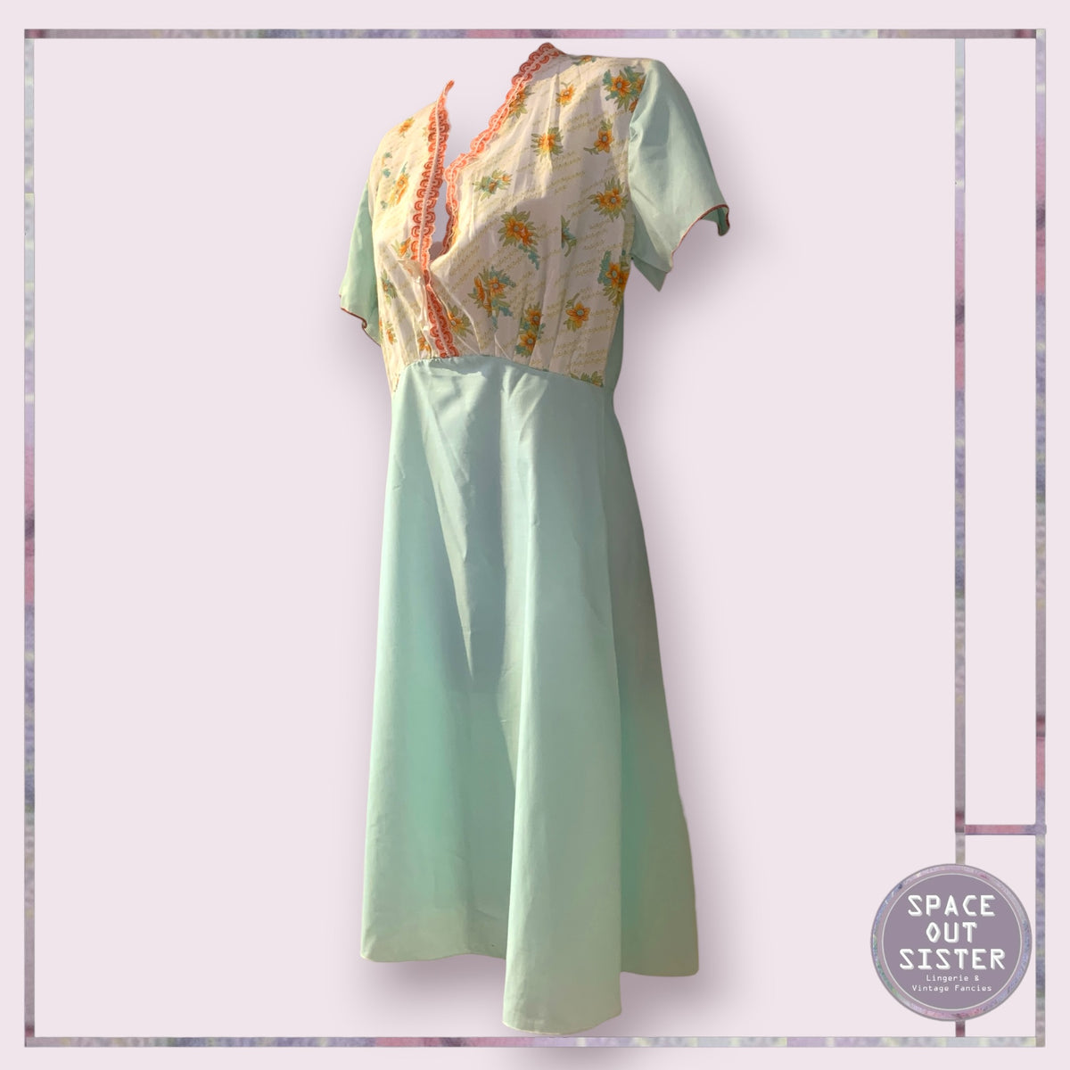 Vintage Mint Green With Orange Nightdress Bust 34”