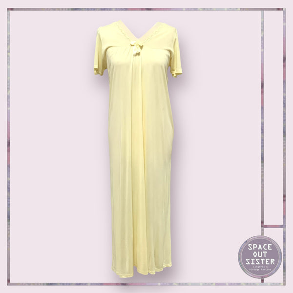 Vintage Mary Philmaid Lemon Nightdress