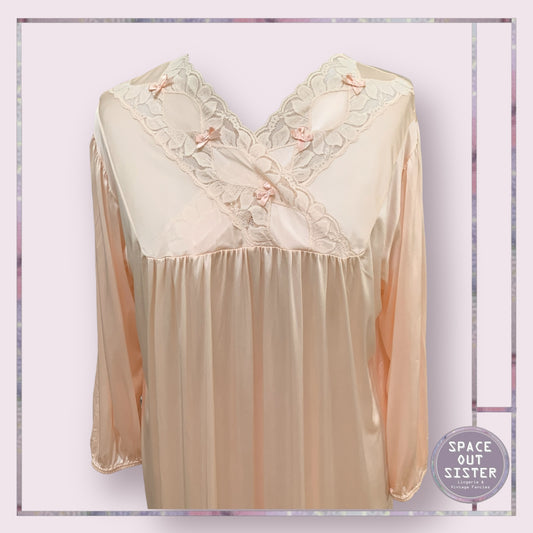 Vintage Creation Atelier Nightdress