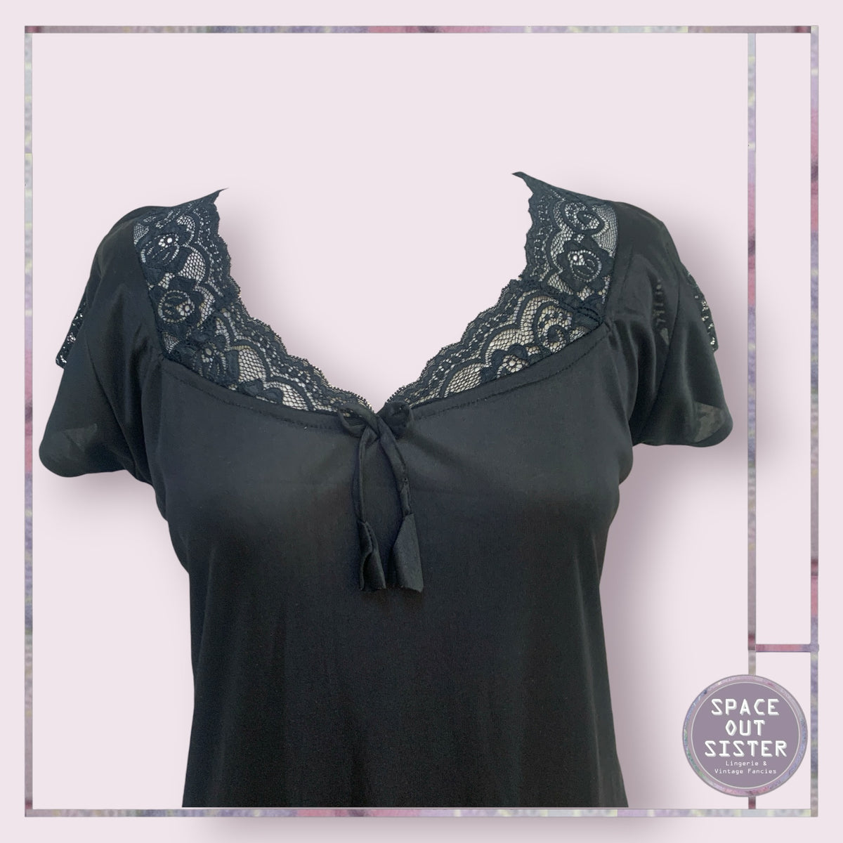 Vintage Short Kuv Nightdress