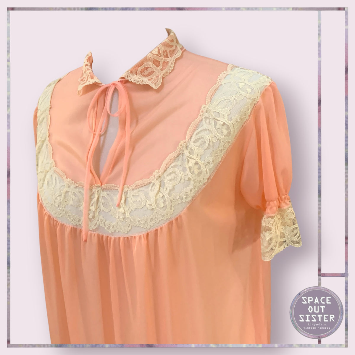 Vintage Lace Sleeve Peach Nightdress Bust 44”