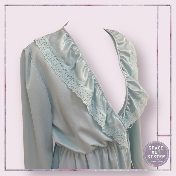 Vintage Seafoam Ruffle Robe