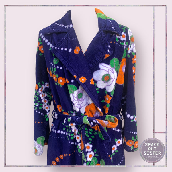 Vintage Cottage Bloom Robe