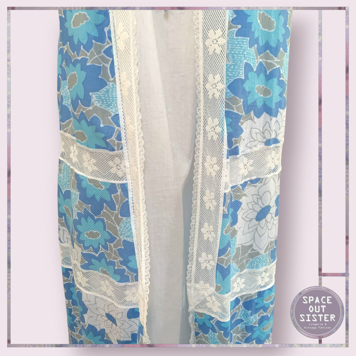 Vintage Ines Peignoir Set Bust 34”